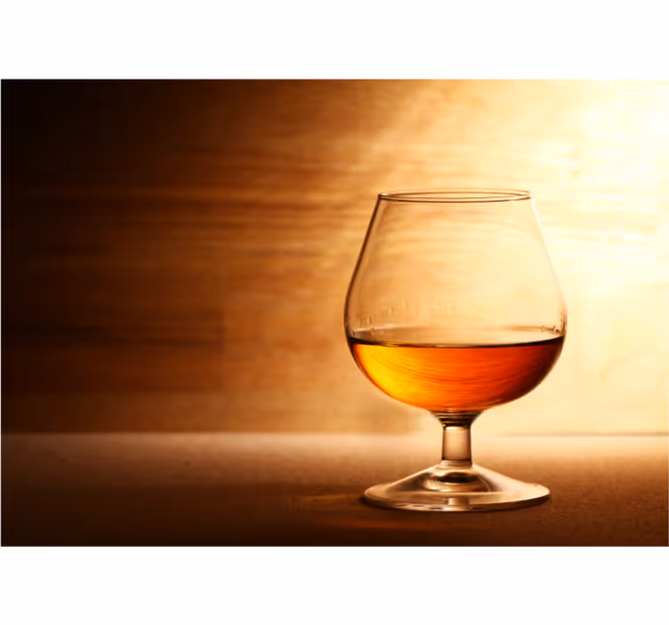 Rustic blind glass of cognac - TenStickers