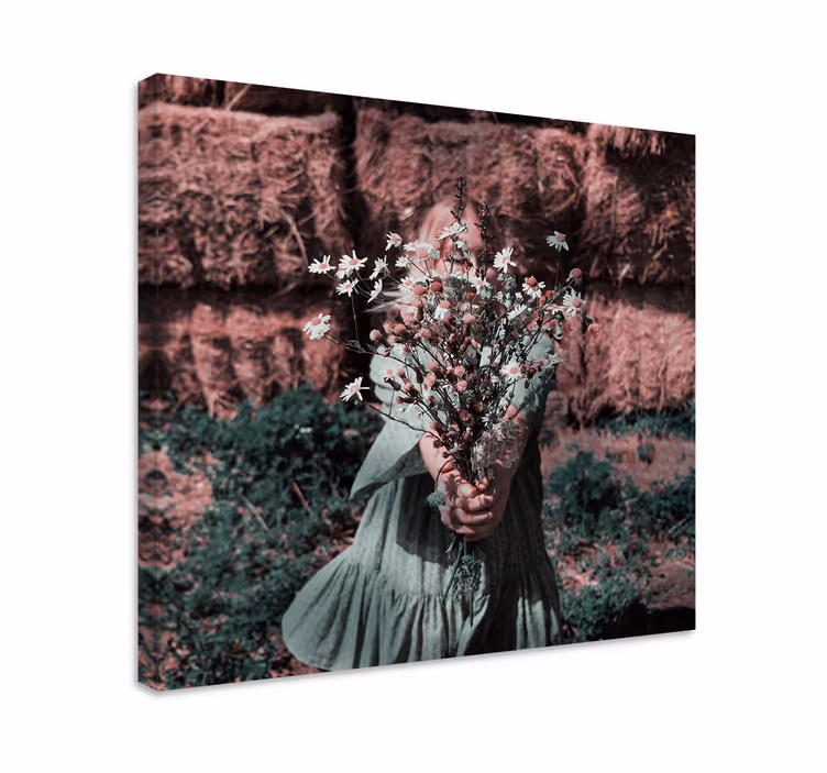 Flowers canvas girl holding blooms - TenStickers