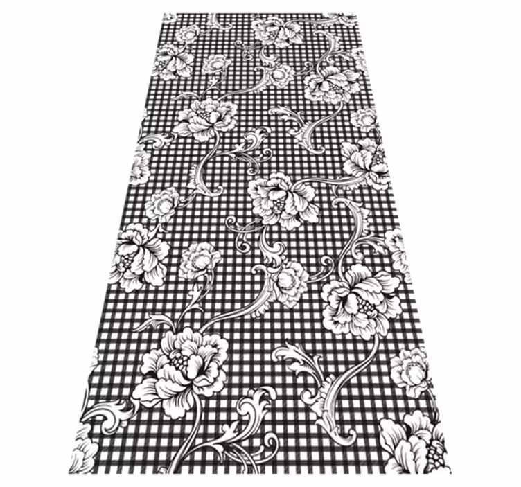 Vintage vinyl rug in black and white gingham pattern - TenStickers