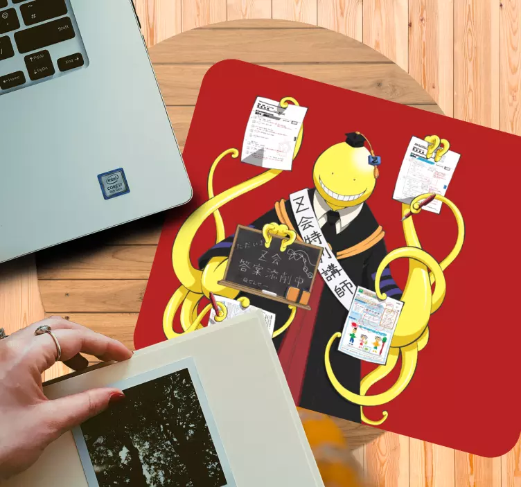 Anime mouse pad with friendly octopus design - TenStickers