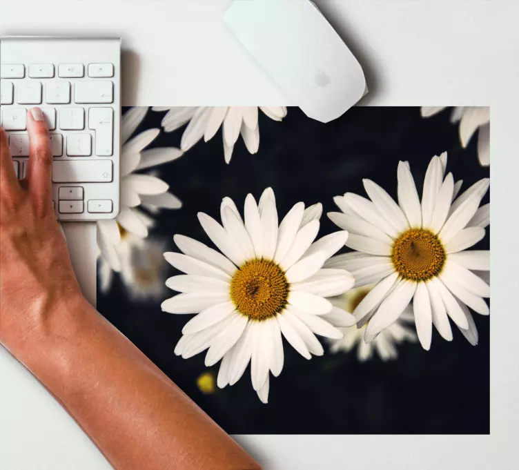 Black pattern daisies original mouse pad - TenStickers