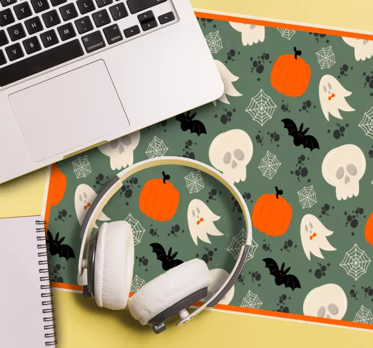 Christmas mousepad with spooky halloween designs - TenStickers