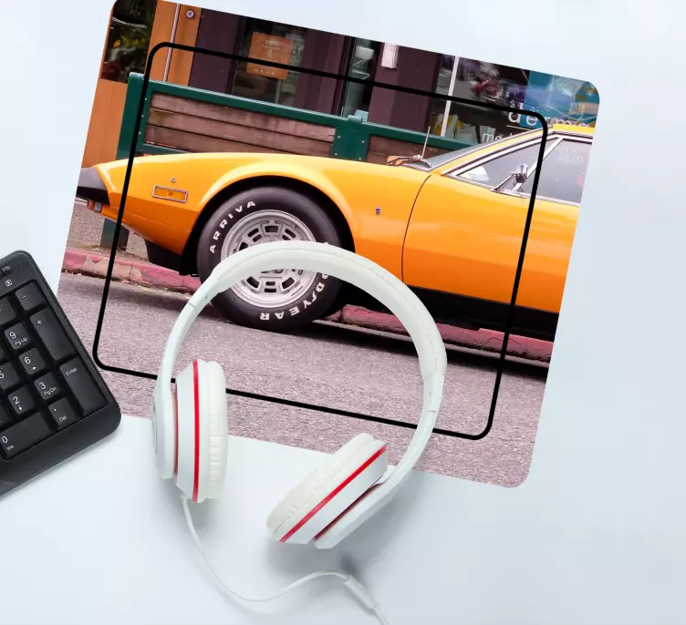 Gaming mouse pad classic yellow sports car - TenStickers