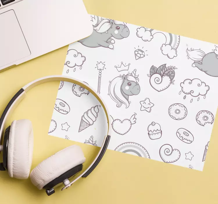 Gaming mouse pad with adorable unicorn designs - TenStickers