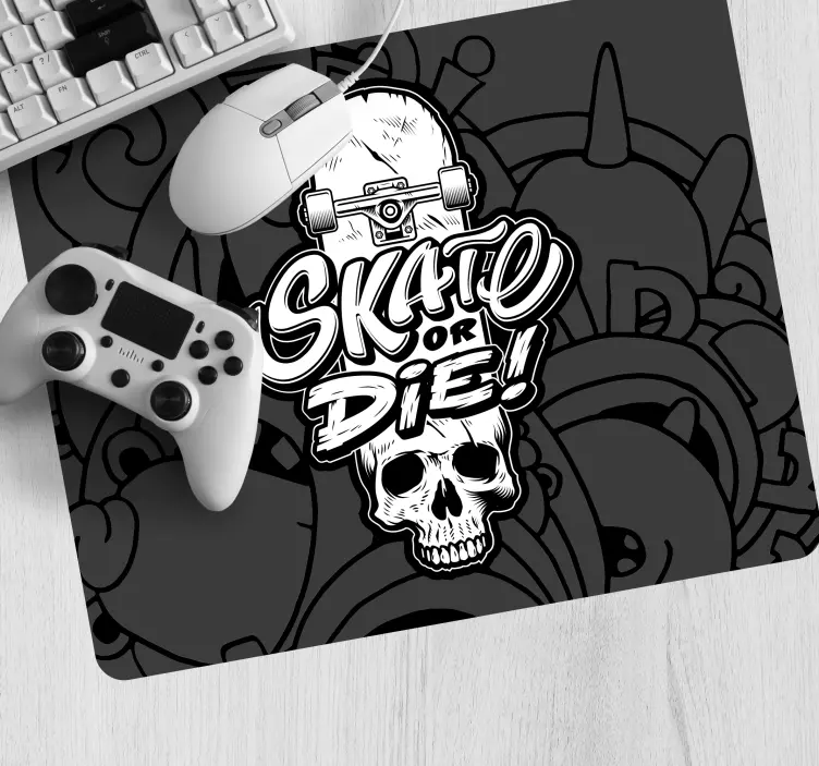 Gaming mouse pad with skateboard skull design - TenStickers