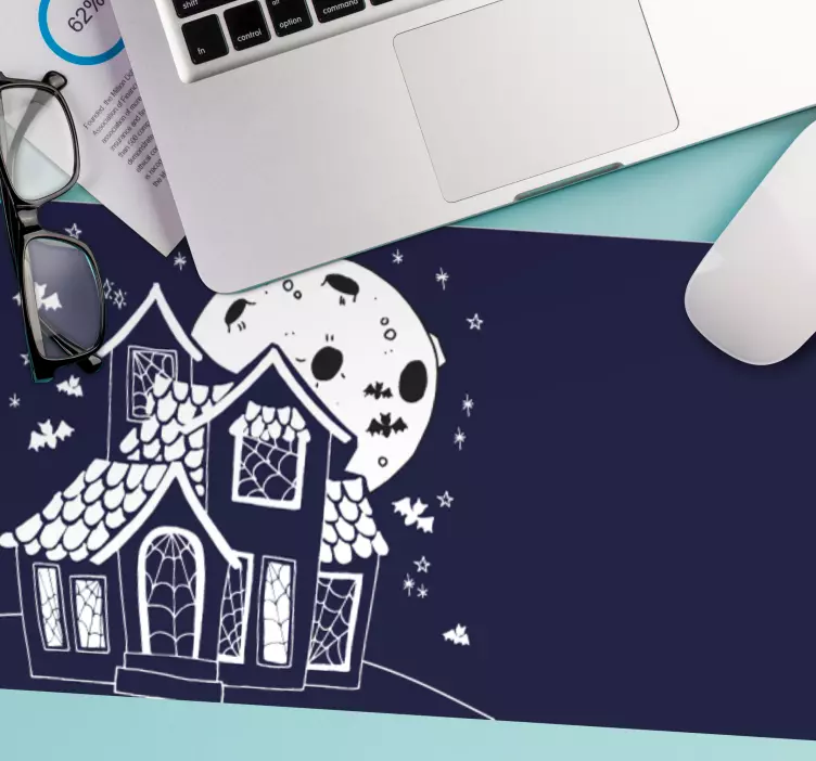 Haunted House Silhouette mousepad - TenStickers