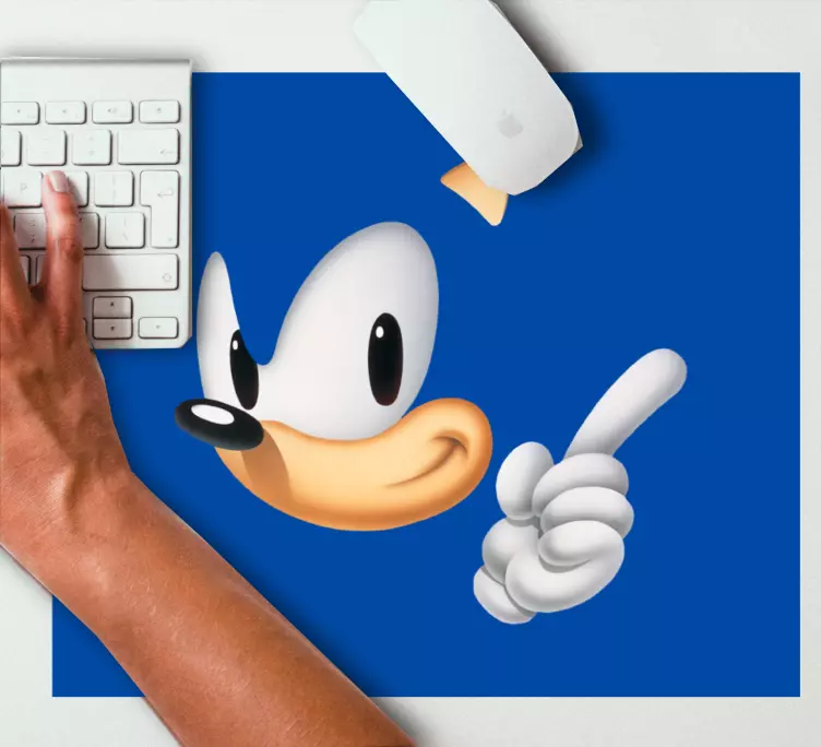 Joyful animated figure gaming mouse pad - TenStickers