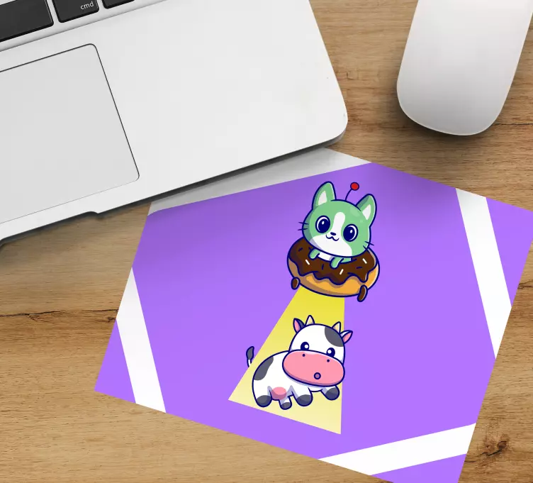 Original mouse pad charming creature statues - TenStickers