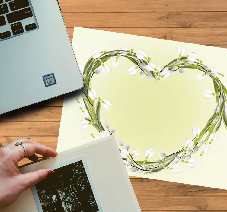 Original mouse pad heart shaped floral design - TenStickers