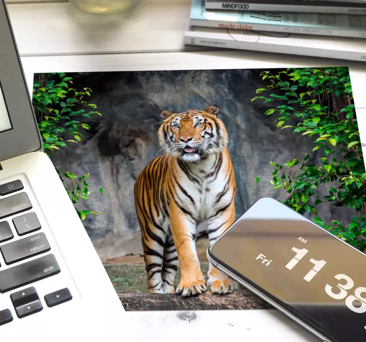 Original mouse pad majestic tiger pose - TenStickers
