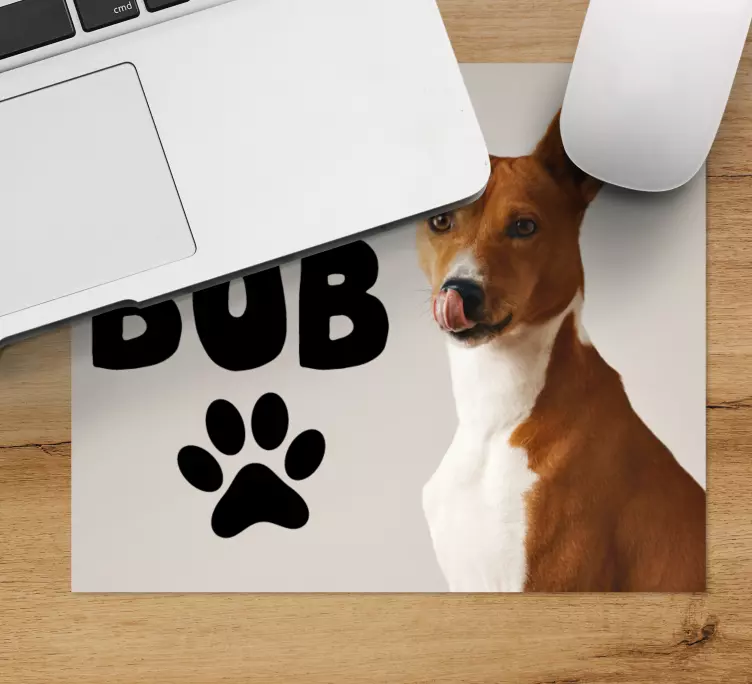 Personalised mouse mat with dog featuring name - TenStickers