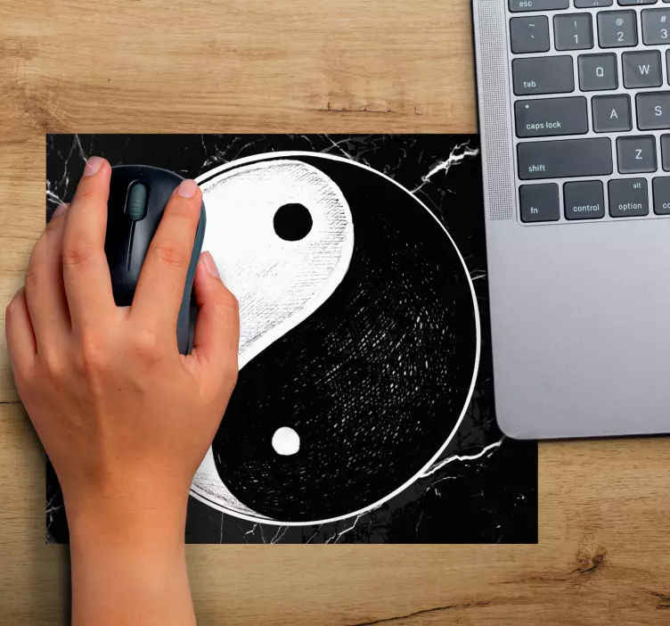 Personalised mouse mat yin yang symbol - TenStickers