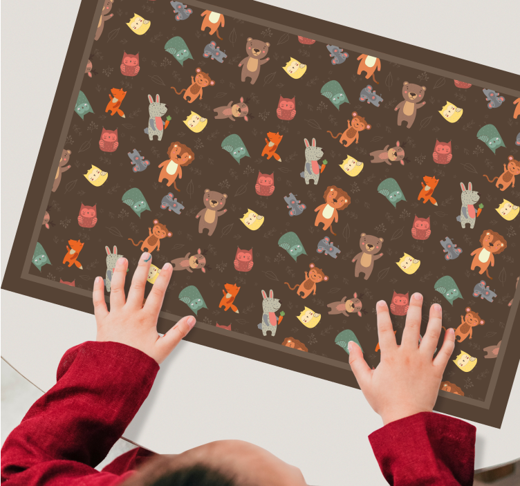 Children placemat with animal character design - TenStickers