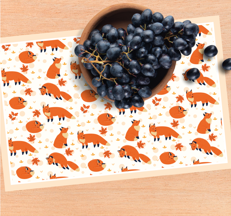 Children placemat with cheerful fox designs - TenStickers
