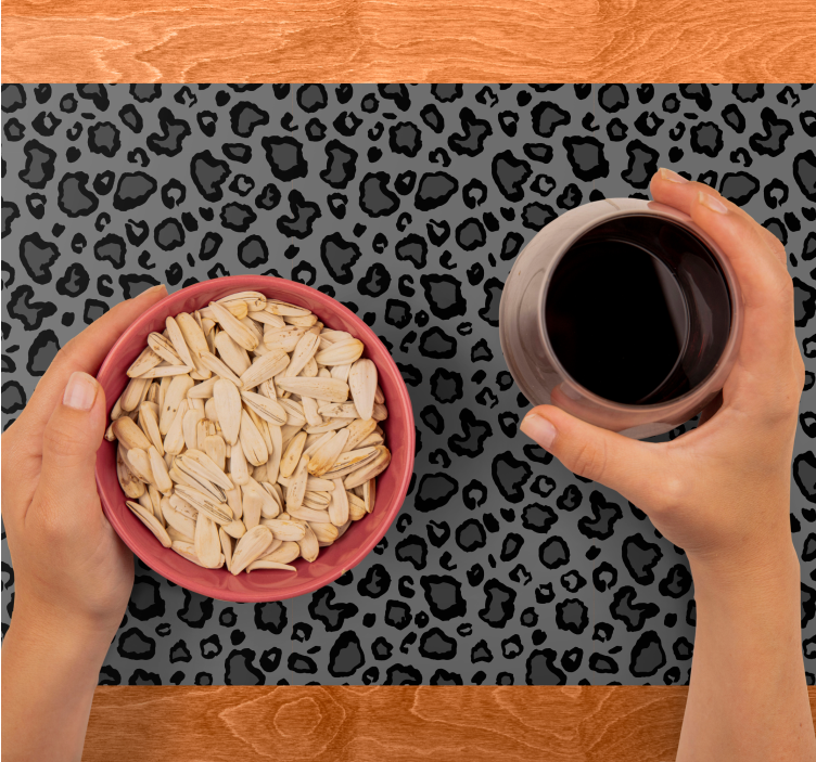 Leopard spot motif placemat - TenStickers