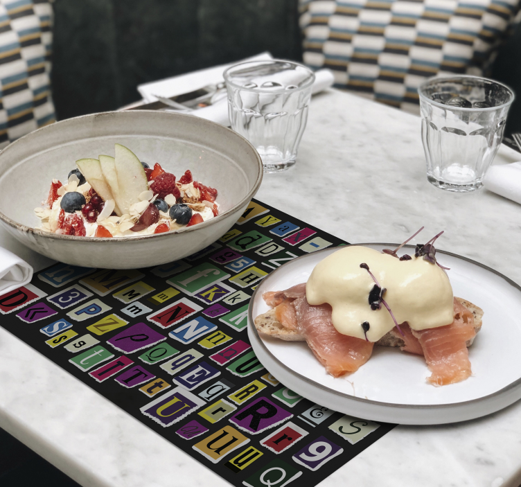 Original placemat colorful alphabet letters - TenStickers