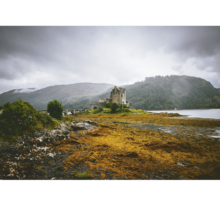 Scottish castle highlands wall mural - TenStickers