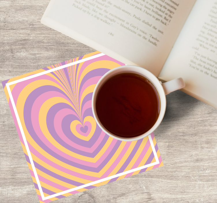 Vintage coasters with concentric heart designs - TenStickers