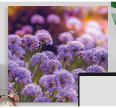 Flowers canvas vibrant purple blooms - TenStickers