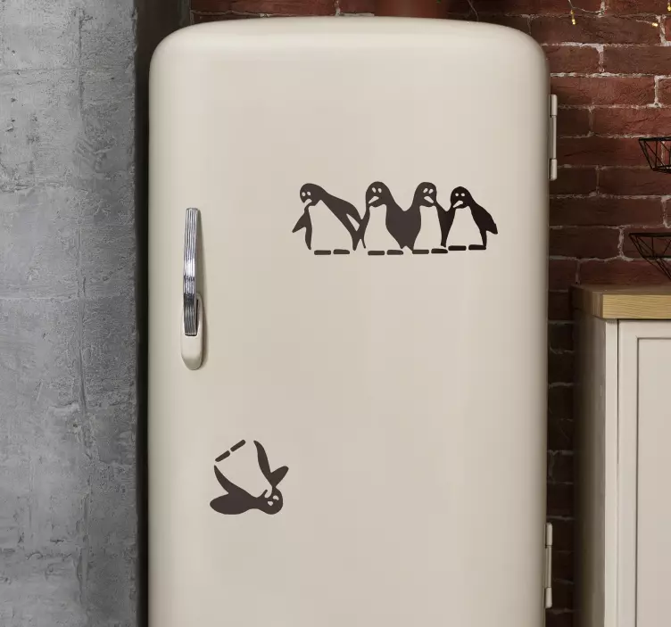 Cayo penguin fridge sticker - TenStickers