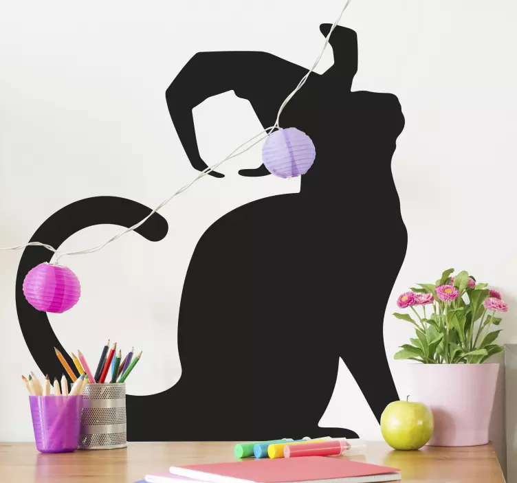 Graceful cat outline wall sticker - TenStickers