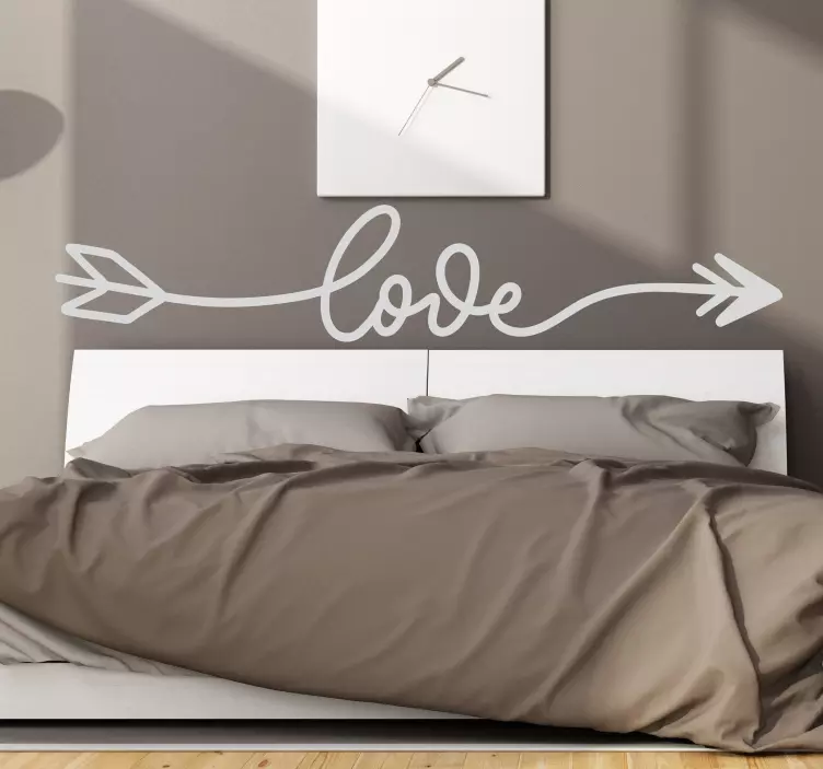 Love arrow headboard wall sticker - TenStickers