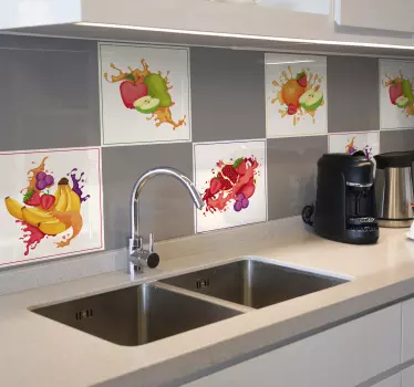 Smashed fruit kitchen tile transfer - TenStickers