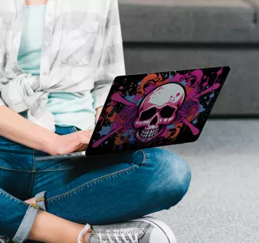 Graffiti skull skin for laptop - TenStickers