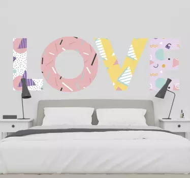 Memphis style love wall sticker - TenStickers