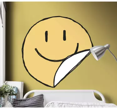 Yellow smile crayon face wall border decal - TenStickers