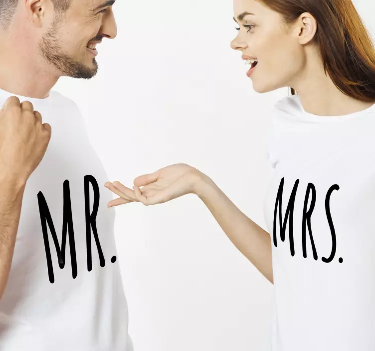Mr and Mrs. couple t-shirts - TenStickers
