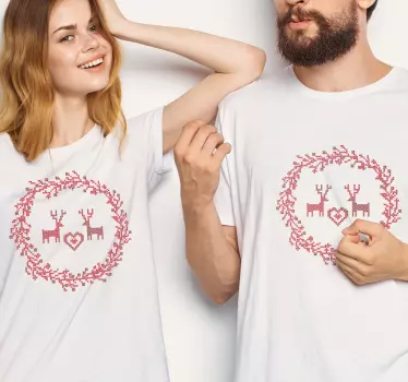 Couple t-shirts reindeer love couple - TenStickers