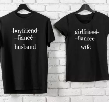 Couple t-shirts relationship status tees - TenStickers