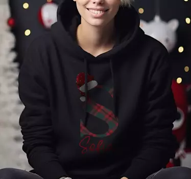 Initial lettering and name Christmas sweatshirt - TenStickers