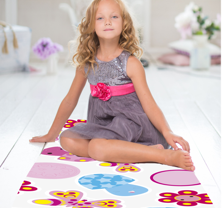 Colorful Nursery Shapes kids vinyl rug - TenStickers