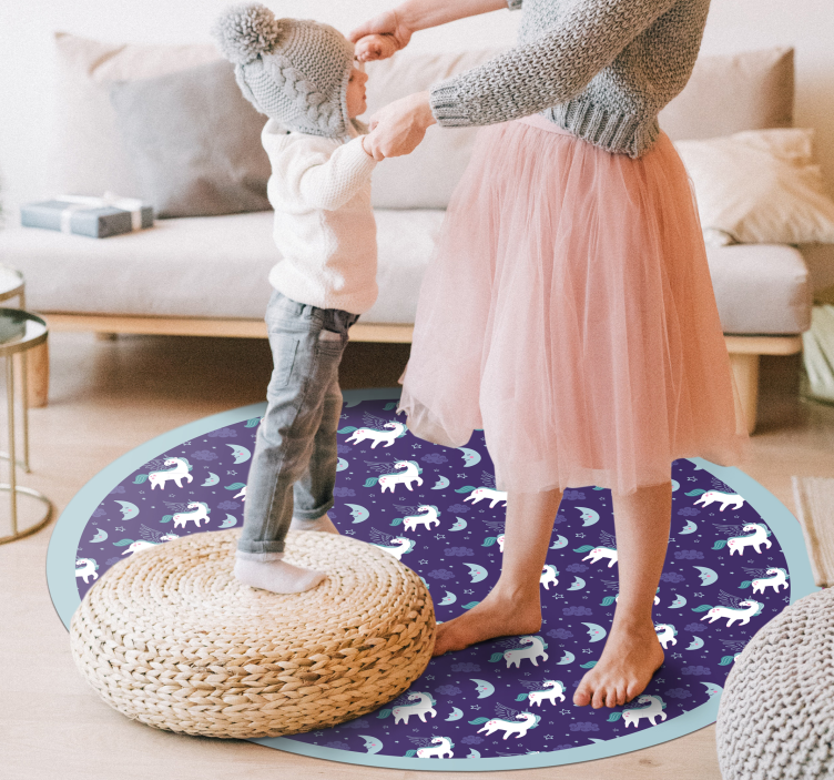 Polar Bear Circle kids vinyl rug - TenStickers