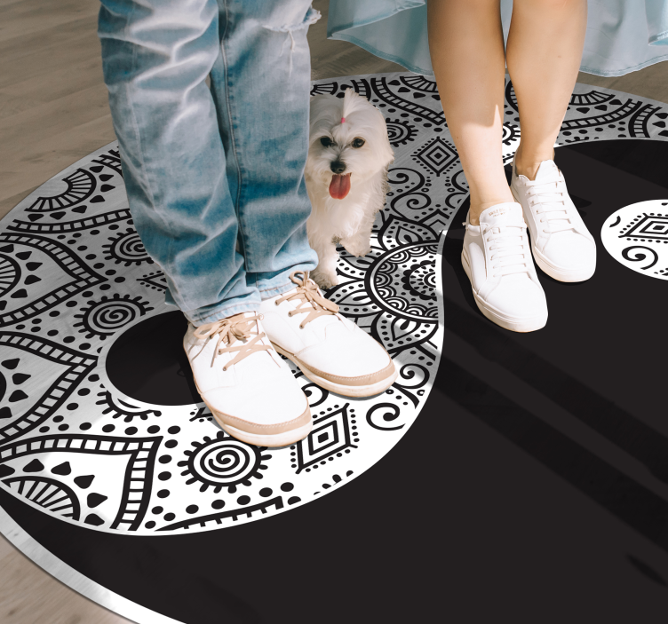 Yin Yang Symmetry mandala vinyl rug - TenStickers