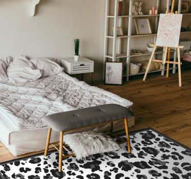 Black leopard skin animal print carpet - TenStickers