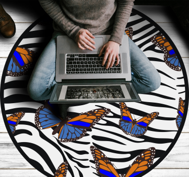 Butterfly Zebra Stripes animal print vinyl rug - TenStickers
